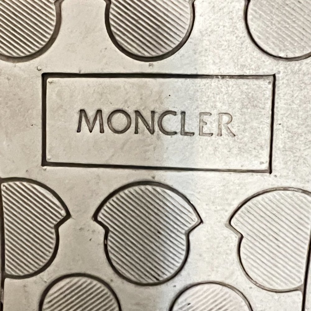 $795 Authentic MONCLER Made in Romania Men's White Leather Low Trainers Sz.43.5 - Picture 2 of 16